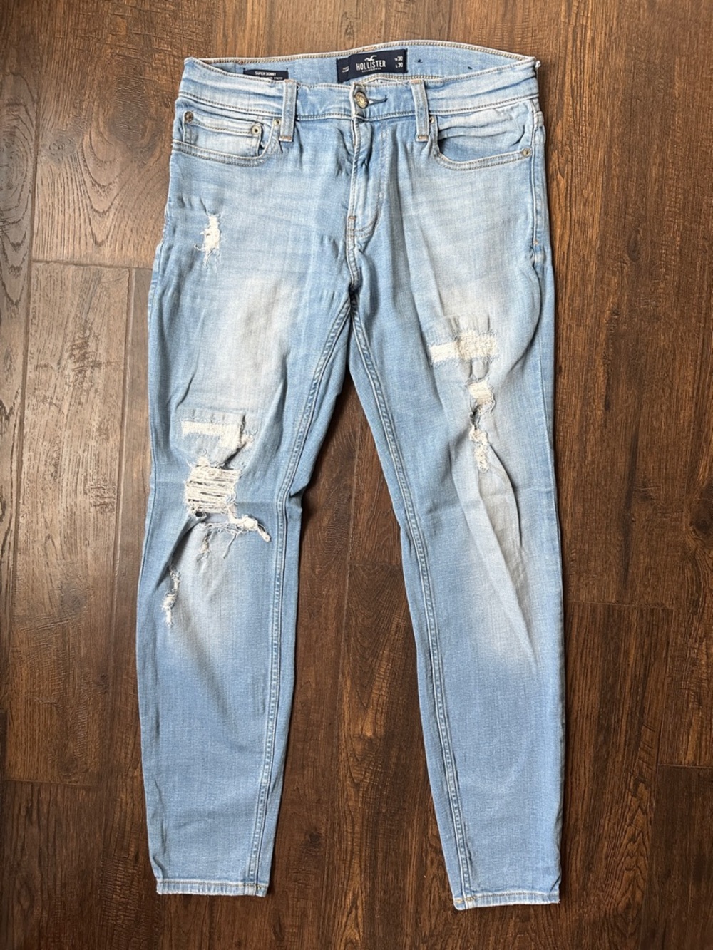 Hollister Light Wash Ripped Skinny Jeans